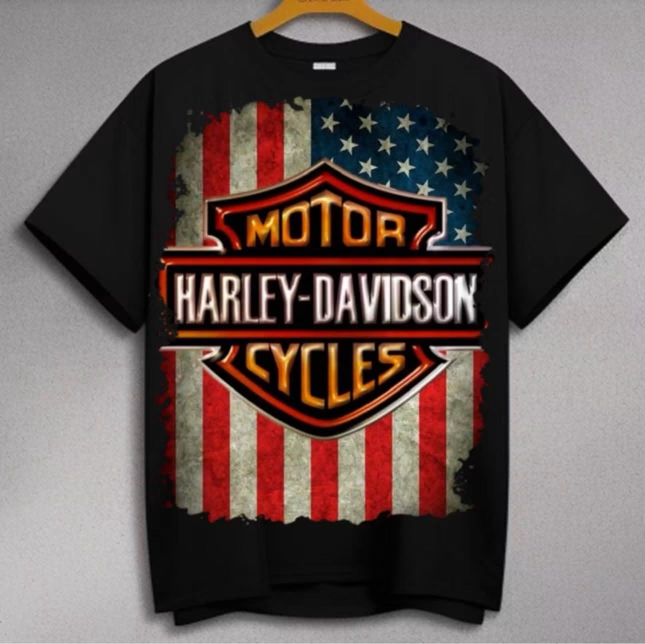 Harley-Davidson Distressed American Flag HD Badge T-Shirt